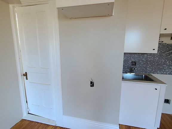 4th image of 1331 Columbine St #10762505