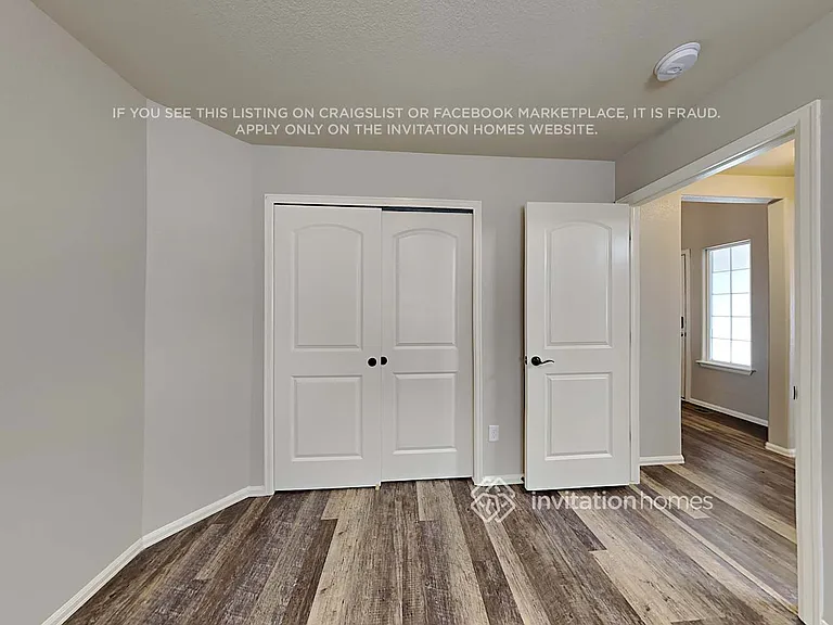 4762 Justeagen Dr — Photo 12