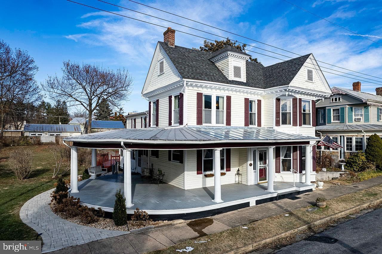 102 S High St, Edinburg, VA 22824 Zillow