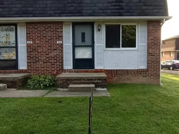 544 Park St NW, Navarre, OH 44662