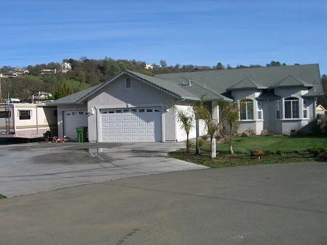 18720 Fairway Point photo 1
