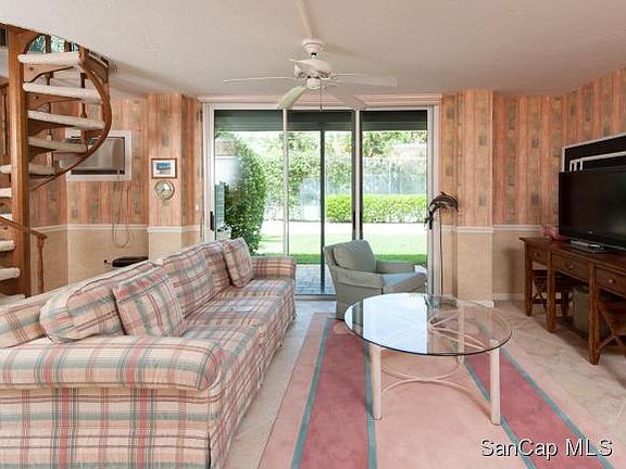 5th image of 737 E Gulf Dr Unit A1