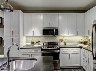 325 Penn Rd #DE4923D33, Wynnewood, PA 19096