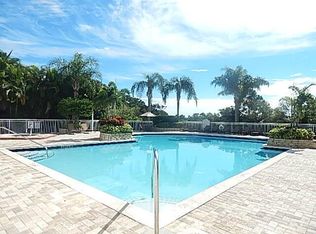 158 SW Peacock Blvd APT 30-105, Port Saint Lucie, FL 34986