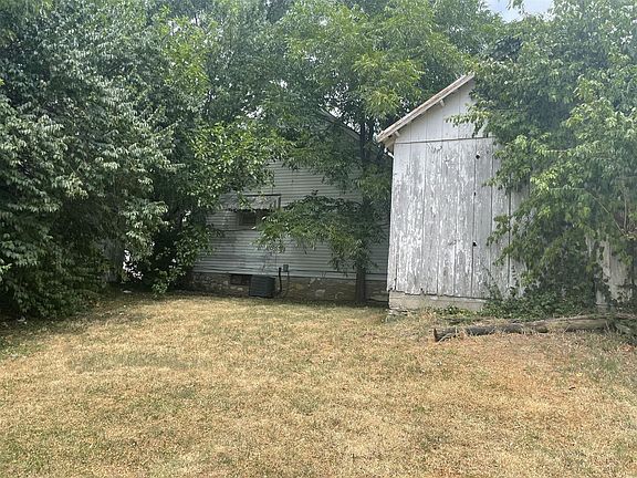 2nd image of 101 McDonald St