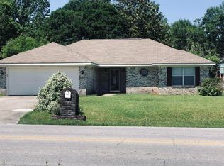 2701 Beach View Dr, Ocean Springs, MS 39564
