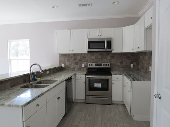 2nd image of 14918 Topgallant St