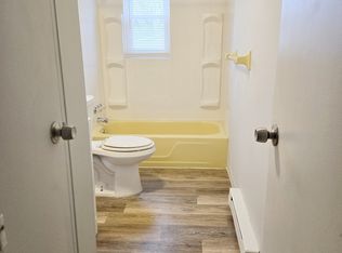 935 N 12th St, Allentown, PA 18102