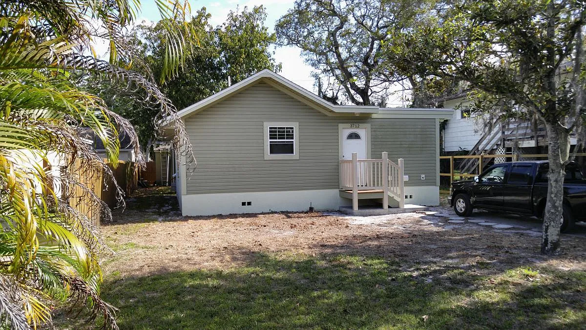 1 bed, 840 sqft, $1,600 — Photo 1