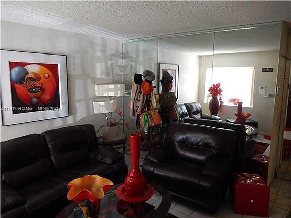 2nd image of 11400 NW 87th Ct #0