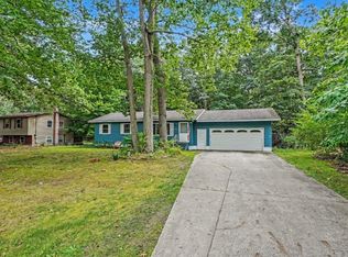 16154 Gary Ave, Grand Haven, MI 49417