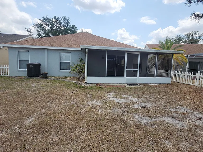 12507 Midpointe Dr — Photo 22