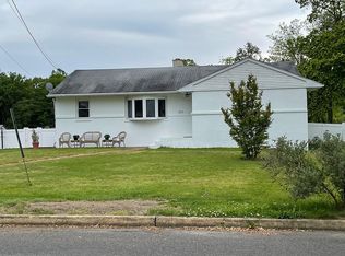 800 W Front St, Glendora, NJ 08029