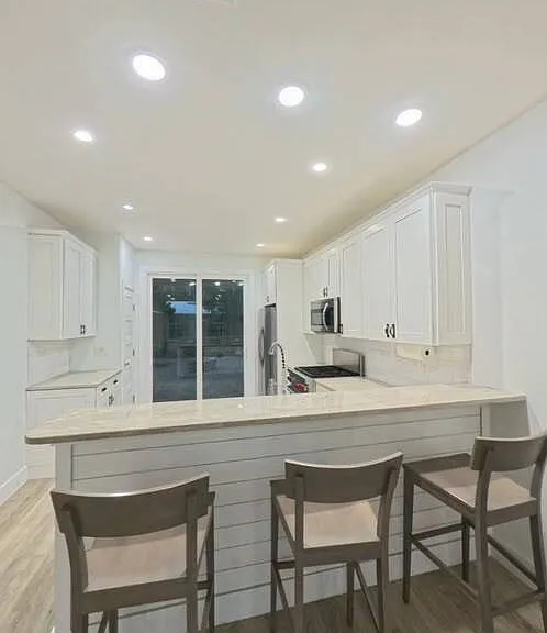 405 B St — Photo 23