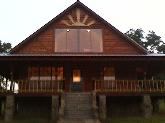 Beautiful, wrap-around deck
