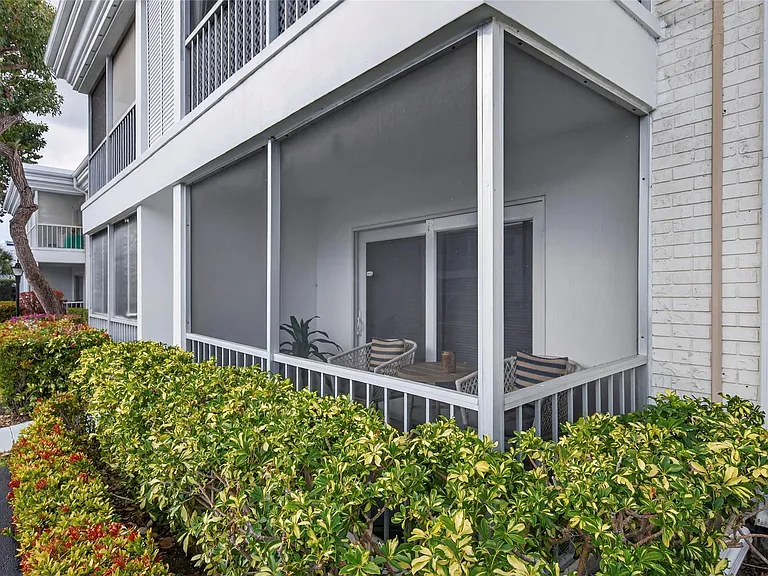 6253 Bay Club Dr #1 — Photo 57