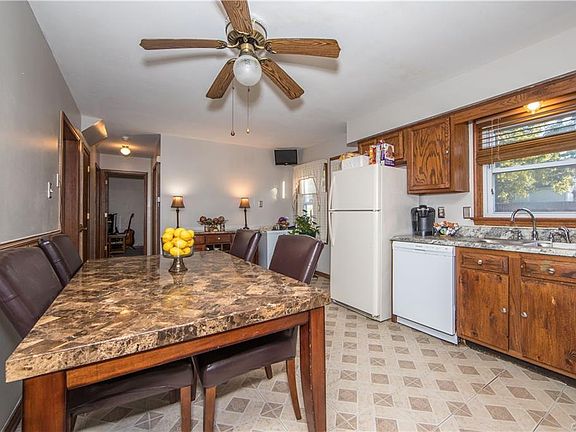 5th image of 5637 Winterleaf Dr