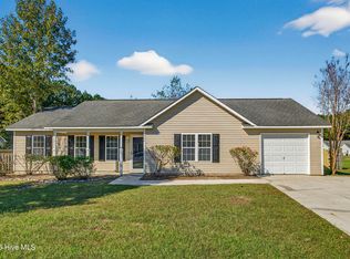 204 Larchmont Court, Burgaw, NC 28425