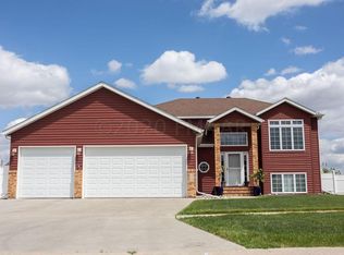 4535 Sunset Blvd, West Fargo, ND 58078