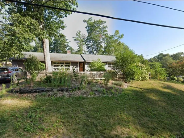 1 Dunbarton Drive, Nashua, NH 03063