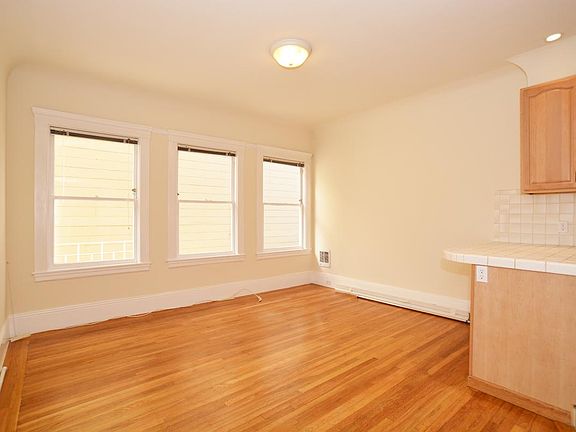 4th image of 5700 California St