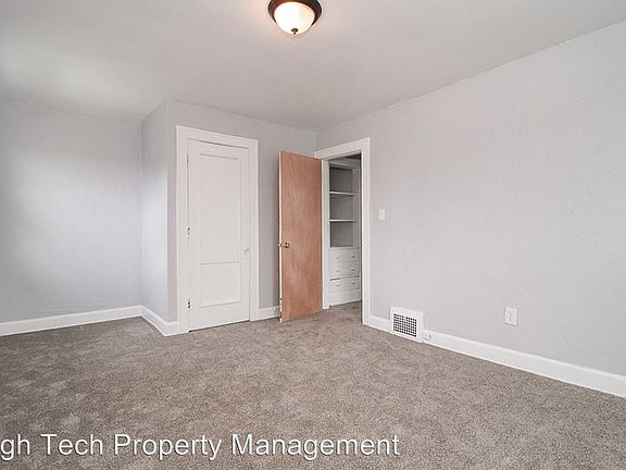 4th image of 2516 Marvin Ave