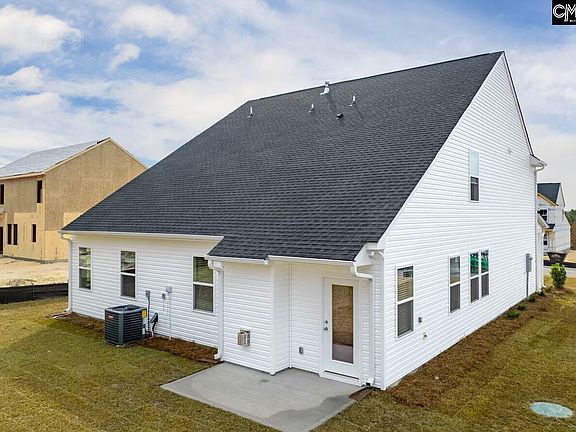 3rd image of 551 Blue Jay Way