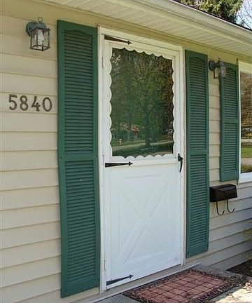 2nd image of 5840 Lake St