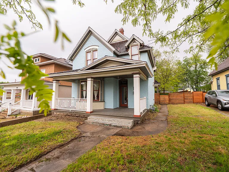 2660 Jefferson Ave — Photo 37