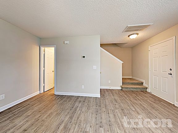 4th image of 2656 Captains Watch Rd NE