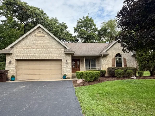 5024 Spring Rd, McHenry, IL 60050