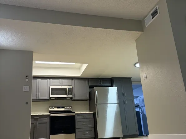 4694 Monterey Cir Unit 3, Las Vegas, NV 89169