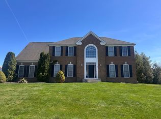 10 Nicole Ct, Freehold, NJ