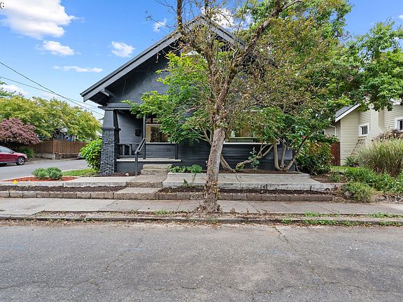 3rd image of 1706 SE 49th Ave