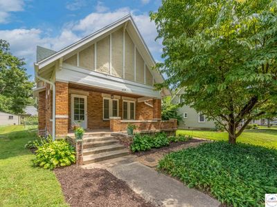 1319 S Barrett Ave, Sedalia, MO, 65301