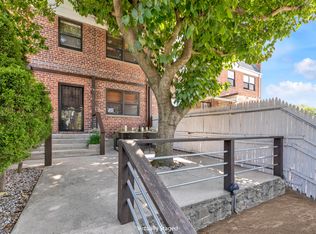 2435 87th St, Flushing, NY 11369