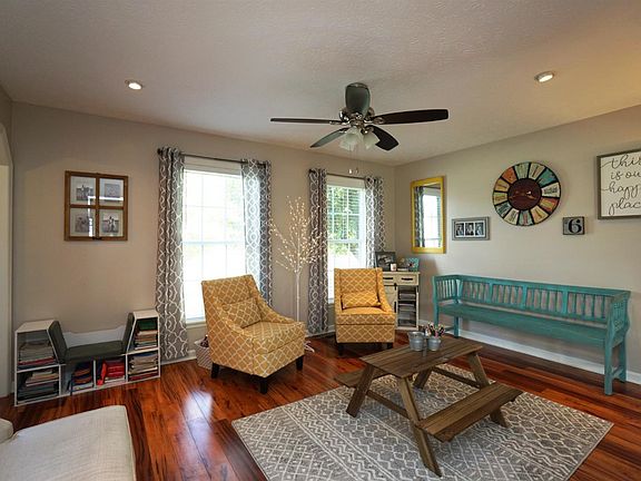 5th image of 5899 Megan Dr