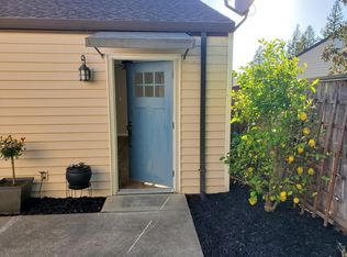 1616 Yardley St, Santa Rosa, CA 95403