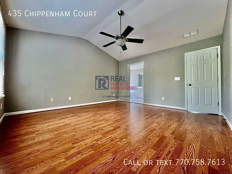 435 Chippenham Ct — Photo 8