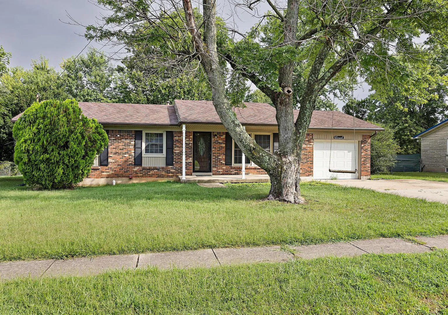 817 Pearman Ave — Photo 3