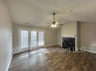 331 Bubble Creek Ct UNIT 11, Fayetteville, NC 28311