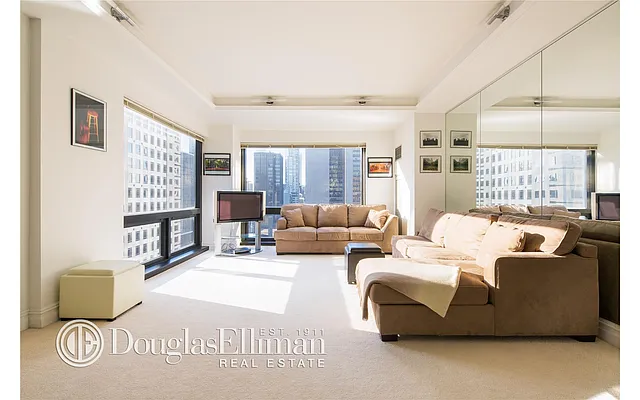 Rented by Douglas Elliman | media 35