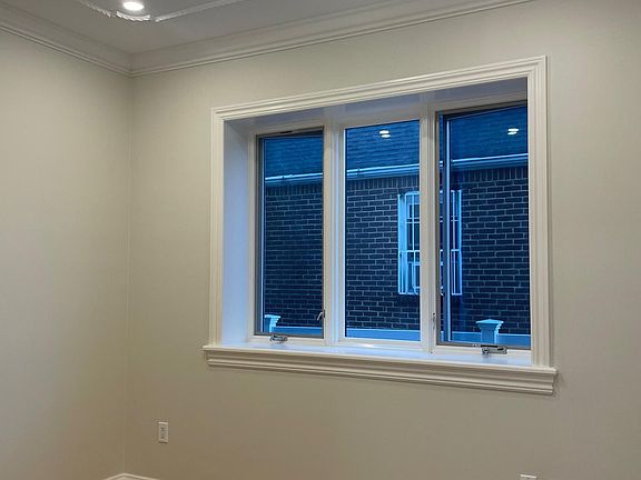 5th image of 57-08 160th St #1B