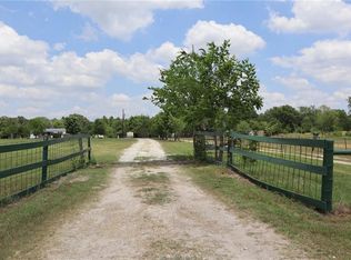 71C Julia Justice Rd, Huntsville, TX 77320