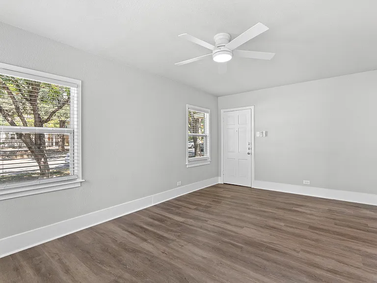 128 Claremont Ave #2 — Photo 3