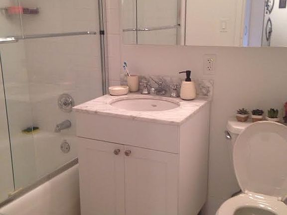 4th image of 2 Gold St APT 23d