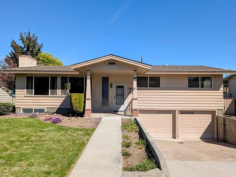 1616 Jefferson St — Photo 1