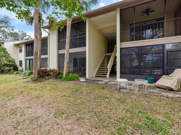 748 White Pine Tree Rd APT 204, Venice, FL 34285