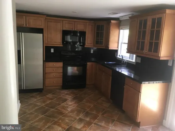 14312 Marlborough Ln, Upper Marlboro, MD 20772