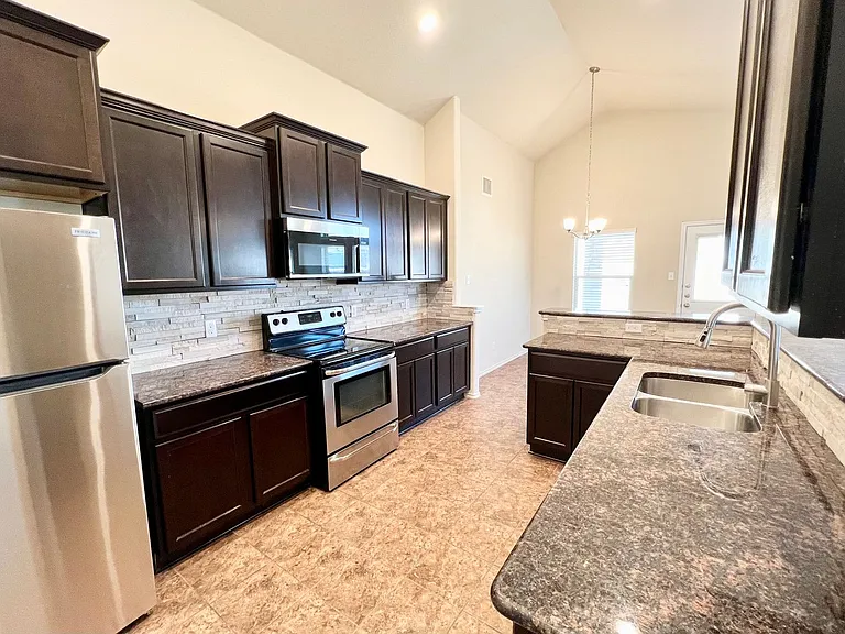 325 Ammonite Ln — Photo 18